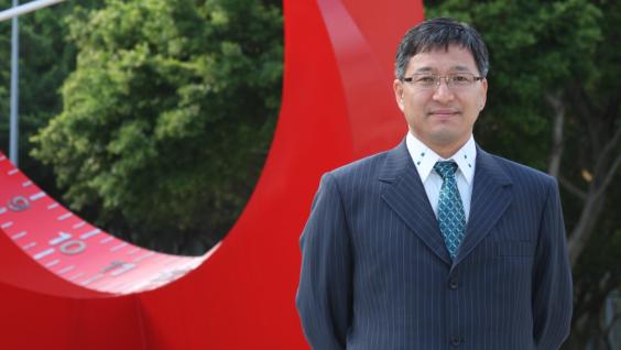 Prof Riki Takeuchi
