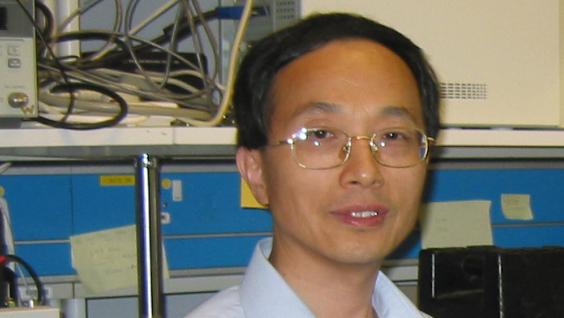 Prof Shihe Yang