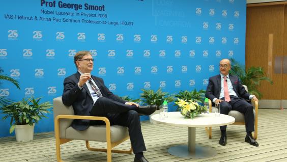  Prof George Smoot (Left) and HKUST President Prof Tony F Chan in discussion