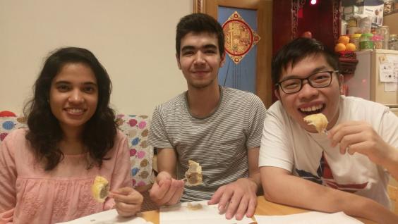 Jason’s guest, Mashiat, says “Jason and his family made us feel at home – it was like we were a part of their family. After dinner, I had my first mooncake ever and it was absolutely delicious! It’s been a month since I’ve been to Hong Kong and I feel like this was the best day out.