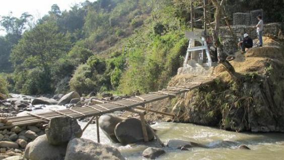  Original bridge built by villagers